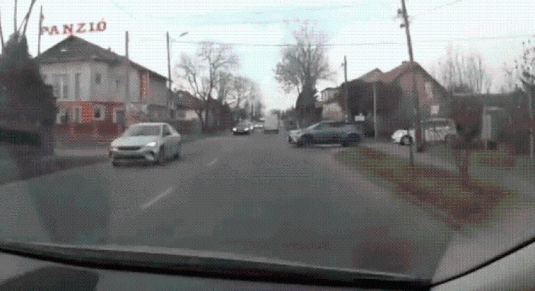 Centimétereken múlt, hogy nem történt súlyos baleset