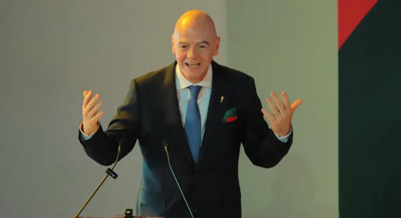 A FIFA-elnök szerint nincs B meg C tervük, Iránnak ott kell lennie a foci-vb-n