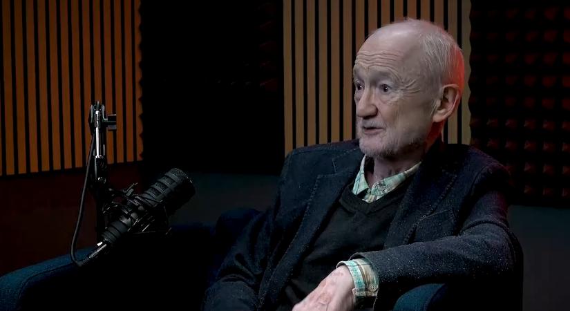 „A szeretet könyörtelen megértés” – Nádasdy Ádám volt feleségéről beszélt egyik utolsó interjújában