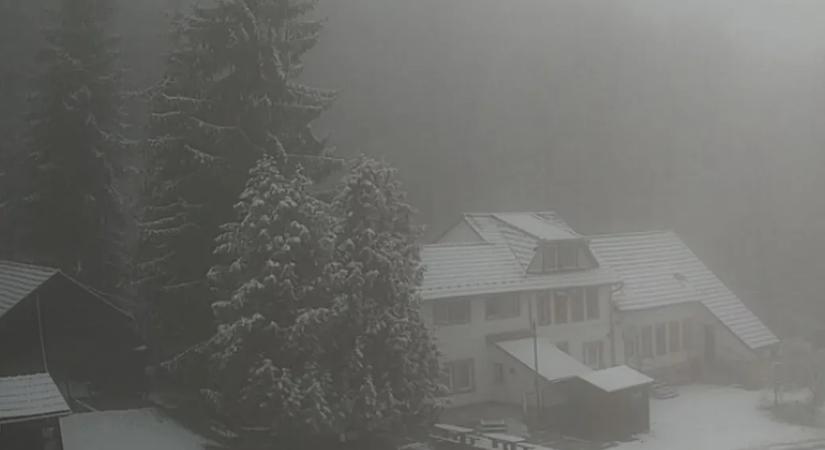 Hóval int búcsút a tél a Mátrának és a Bükknek