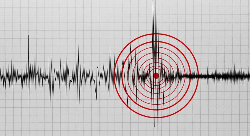 7,3-as földrengés volt – utórengésekre figyelmeztetnek a szakemberek