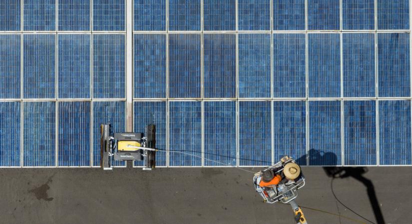 Megdöbbentő felfedezés rázta meg a napelemeseket: milliók múlhatnak egy rossz döntésen