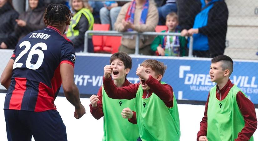 Emlékeztek még Tijani és a labdaszedők közös ünneplésére? A gyerekek most itt bukkantak fel (fotókkal, videóval)