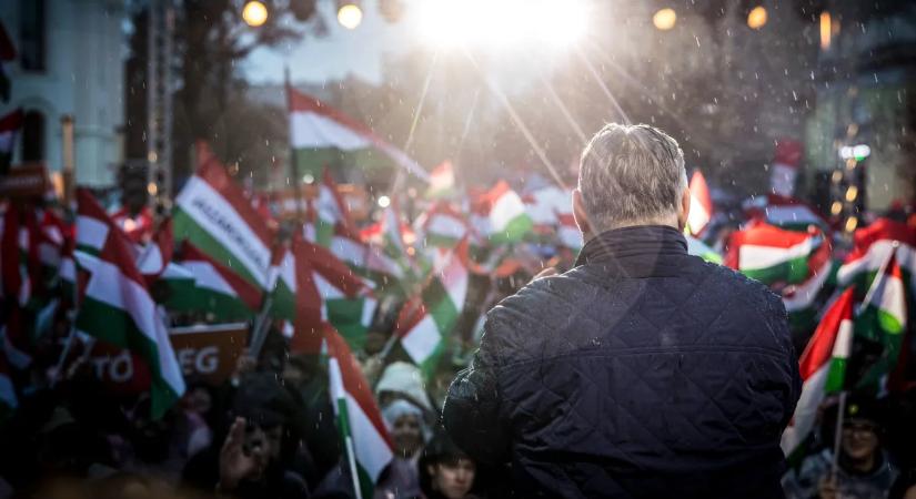 Itt lehet élőben követni Orbán Viktor országjárását