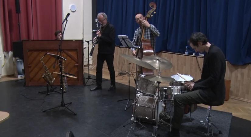 Improvizáció és hagyomány