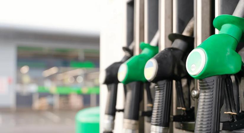 Lopják az üzemanyagot az autókból Németországban - ott nincs védett ár!