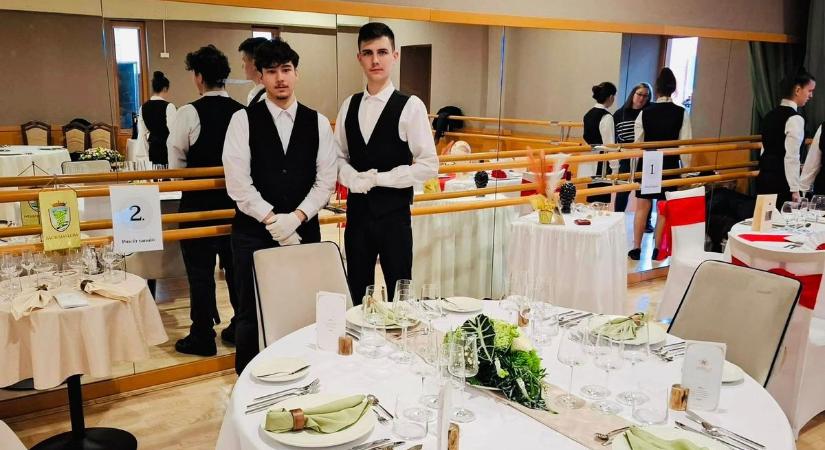 Megint taroltak a mórahalmi diákok: mindent vittek a rangos versenyen