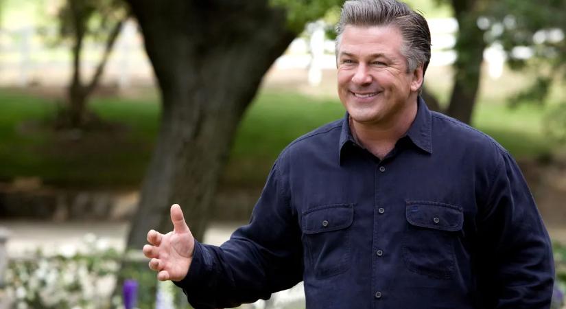 Alec Baldwin visszatér: a gyilkos lövés után újra a vásznon a színész, aki megúszta a börtönt