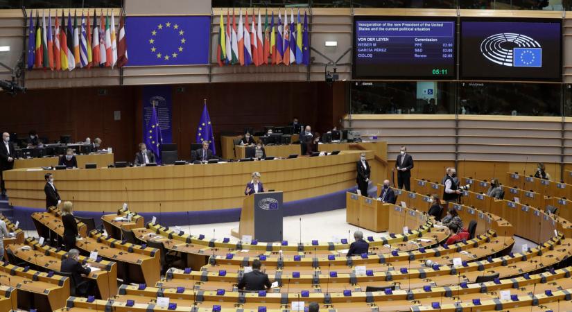 „Utazzatok kevesebbet, maradjatok otthon” – így védené ki Brüsszel az energiahiányt: