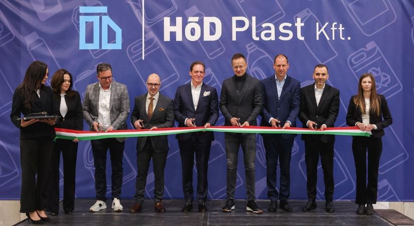 Válságok sora rázta meg a világot – Szijjártó Péter szerint Magyarország mégis erősödött