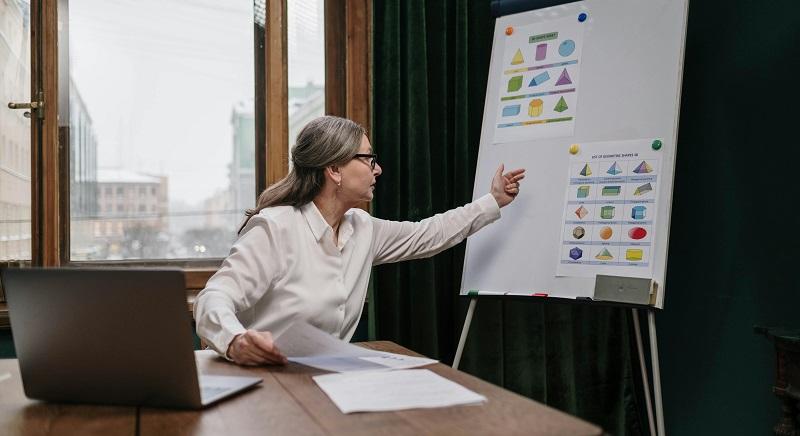 Ősztől emelkedhet az óraadó tanárok díja