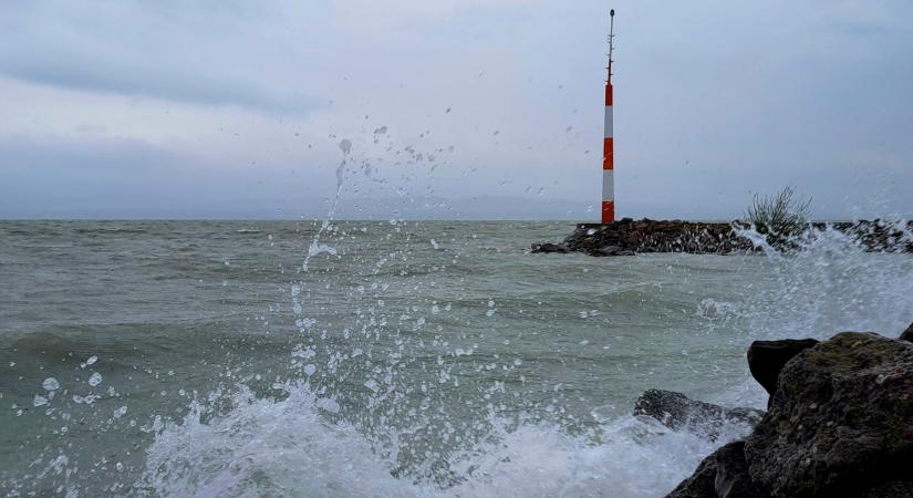Április első napján indul a tavi viharjelzés