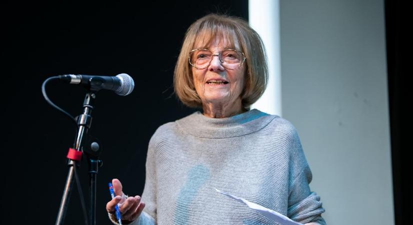 Meghalt Radnóti Zsuzsa