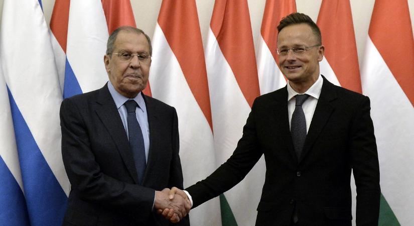 Újabb hangfelvételeket tettek közzé az oroszoknak dolgozó Szijjártóról – reagált a “külügyminiszter”