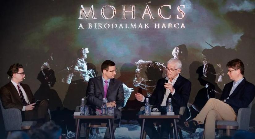 Telt házas bemutatója volt a győri MCC-nél a Mohács - Világok harca című filmnek