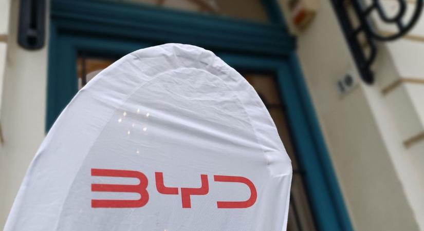 Ismét toborzónapot tartott az elektromos autógyár Makón – az első is sikeres volt