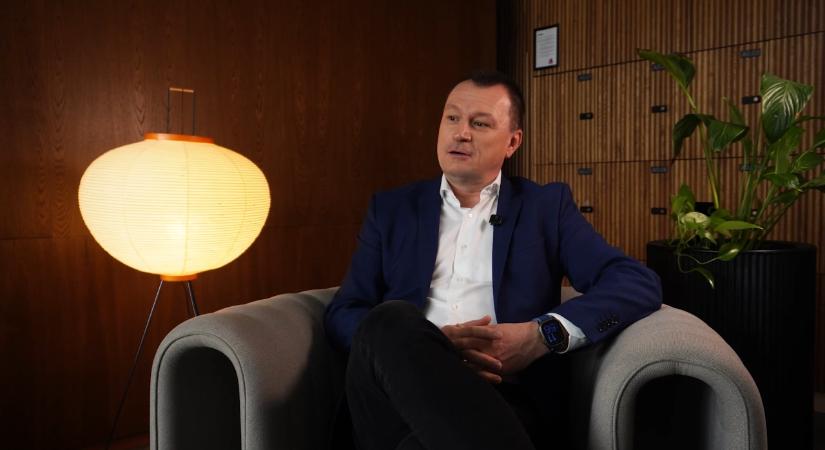 „Mardosott a lelkiismeret-furdalás” – Szujó Zoltán élete legnehezebb döntéséről mesélt