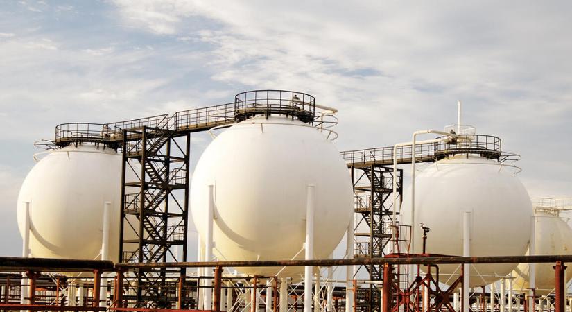 Kényszerű helyzetben a kormány a gáztartalék miatt