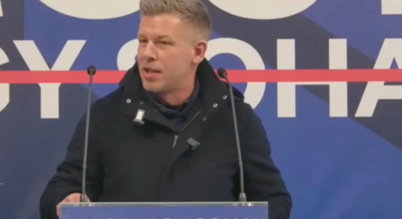 Magyar Péter a Lavrovval egyeztető Szijjártóról beszélt, majd a Btk.-ból emlegette a hazaárulást