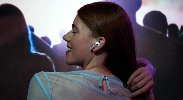 A Samsung fülhallgatókkal küzdene az utazási betegség ellen