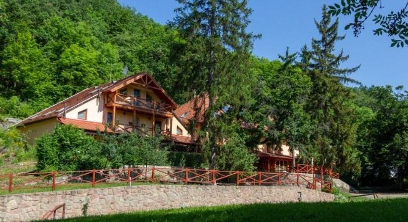 Rengeteg embernek nyújtott menedéket a Bükk szívében - ez lett a száz éve épült házzal