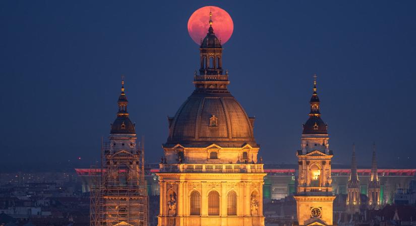 Csütörtökön újra láthatjuk a teliholdat