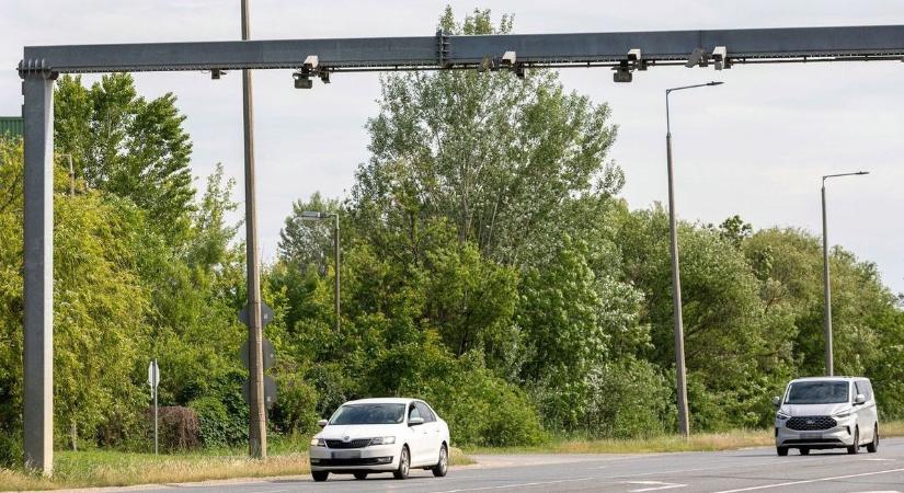 Már ezt is látja a VÉDA, több tízezres büntetés jön, ha így fotóz le