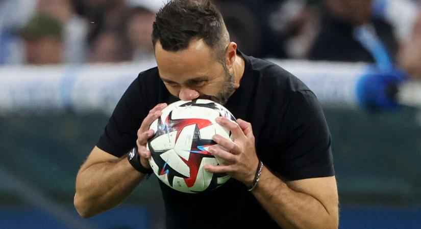 A kiesés elől menekülő Tottenham kinevezte szezonbeli harmadik edzőjét