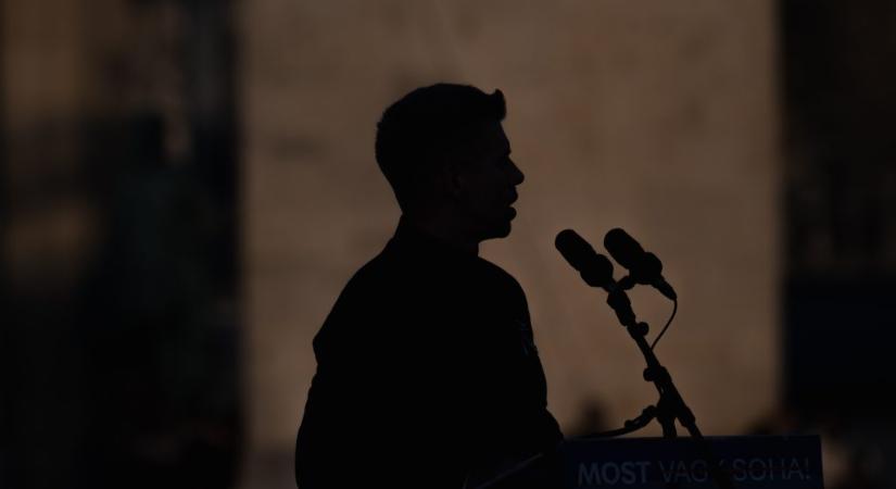 Magyar Péter a köztársasági elnöknek: Ha ilyen gyáva, akkor távozzon