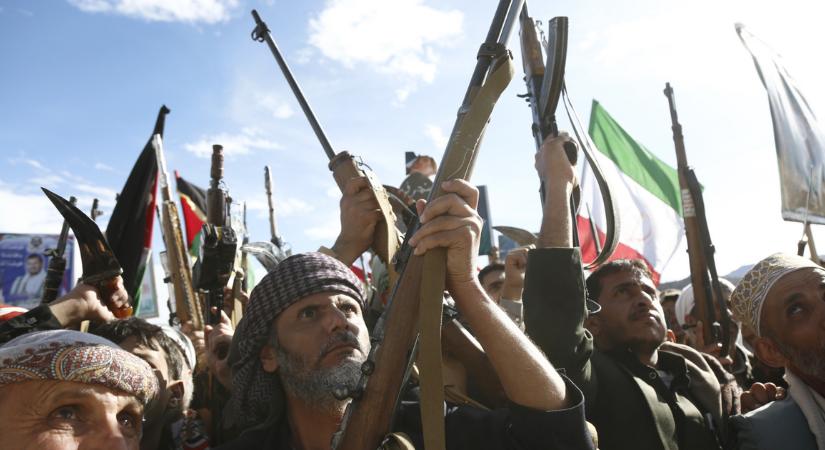 Megtalálták a megoldást a Hormuzi-szoros körüli káoszra, de azonnal jött az új fenyegetés