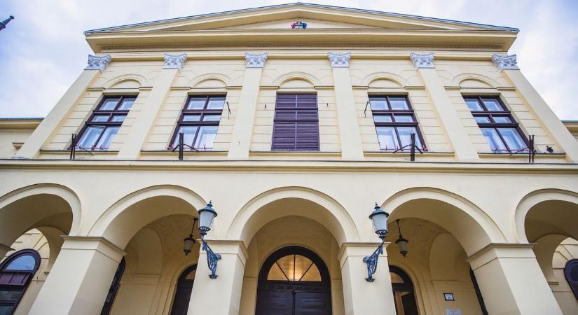 Közveszéllyel fenyegetés miatt tett feljelentést a debreceni önkormányzat