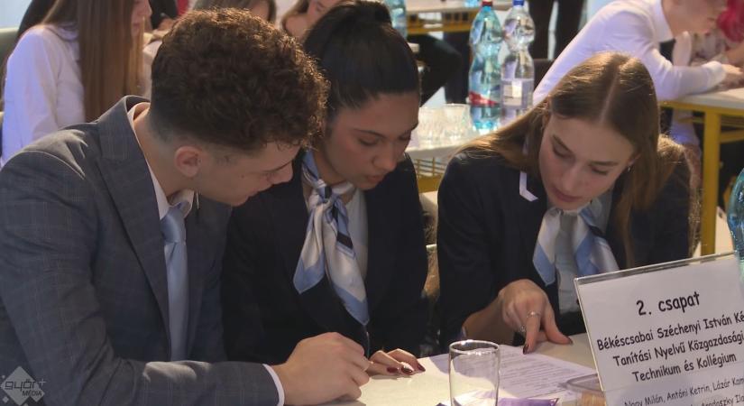 25 éve a viselkedéskultúráért