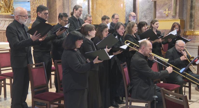 Megszólalt a történelem