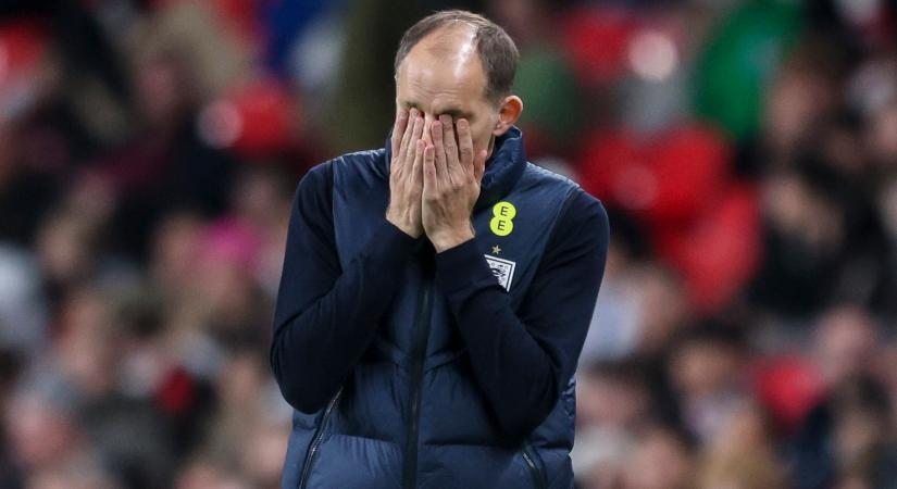 Történelmi zakóval hangoltak az angolok a világbajnokságra