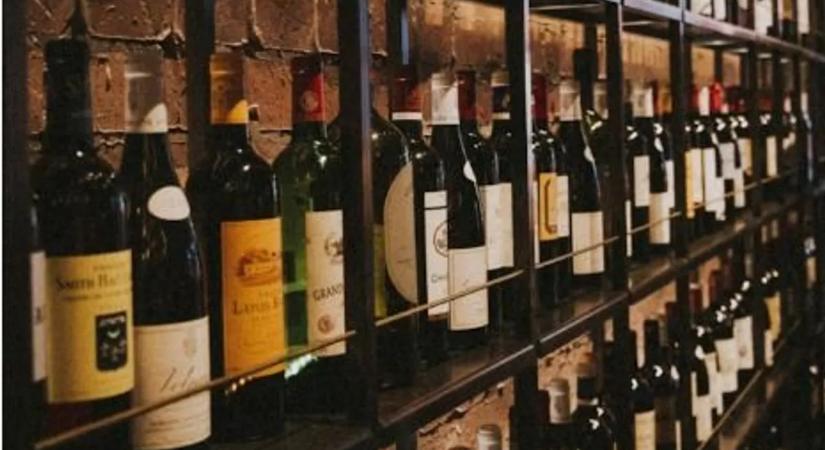 Hihetetlen áron kelt el a világ legdrágább bora – ennyiből luxusvillát is vehettek volna