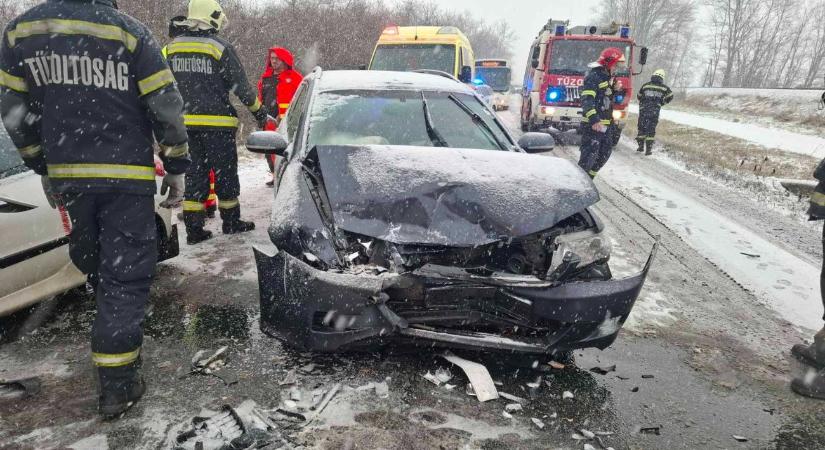 Rossz ötlet így rendőrautót előzni