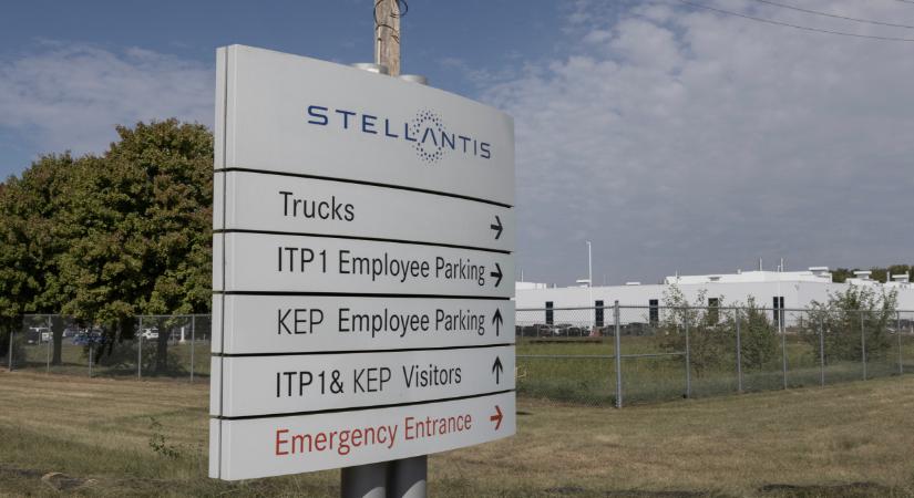 Rengeteg veszélyes autót hívnak vissza: itt a lista, ezek a kocsik simán kigyulladhatnak - intézkedj, ha ilyet vettél!