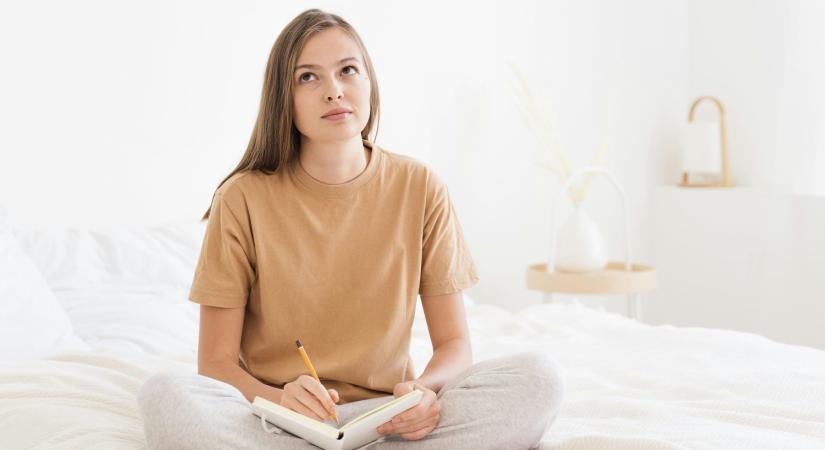 Mi az az alvásnapló, és hogyan segíthet jobban aludni?