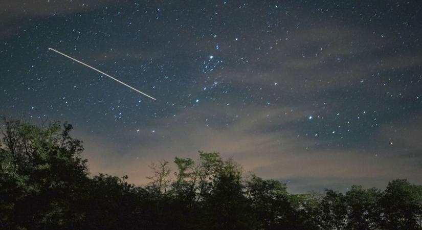 Meteoritot talált a hajdú-bihari csillagász! A kabainak csak a kistestvére, de így is gyönyörű - fotókon a helyszín