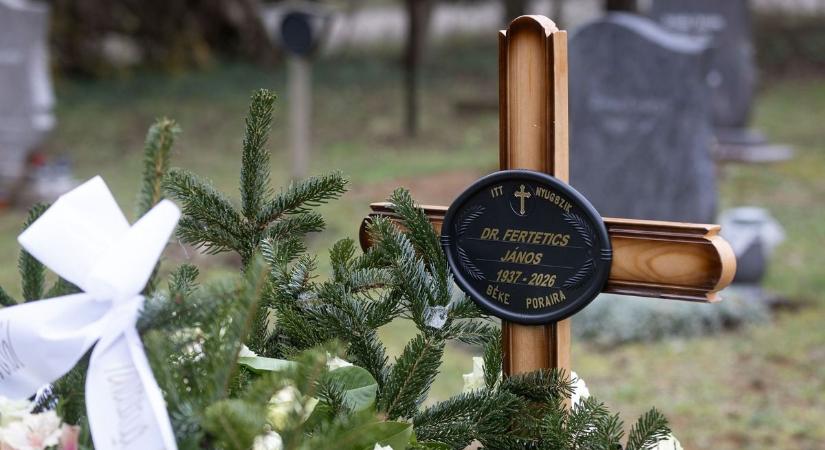 Fájó szívvel kísérték utolsó útjára a magyar tüdőgyógyászat meghatározó alakját