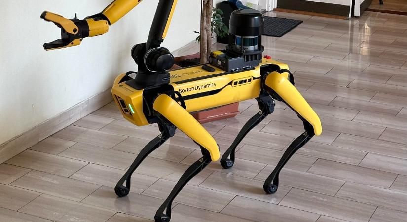 Robotkutya-zsaru éles bevetésen