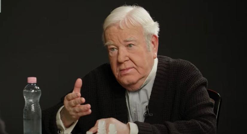 Mentősöket gyanúsítottak meg Gálvölgyi János ügyében