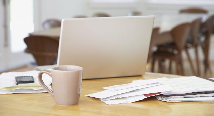 Szerdai friss hírek, forgalom, időjárás – Reggeli pakk