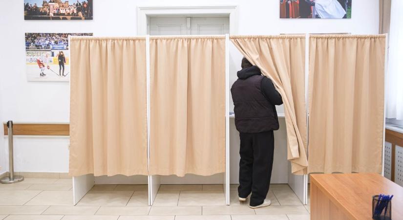 Ezekben a körzetekben tarolhat a Fidesz a Nézőpont szerint