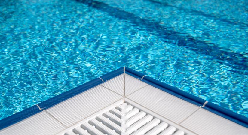 Egész évben működő élményfürdőként nyílt meg újra a Siófoki Galerius