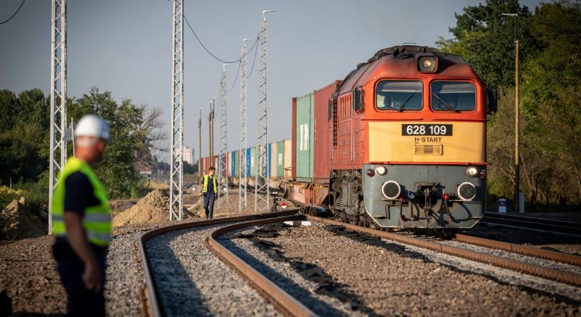 Gázolás miatt késésre lehet számítani a Budapest-Cegléd-Szolnok-Debrecen-Nyíregyháza-Záhony vonalon