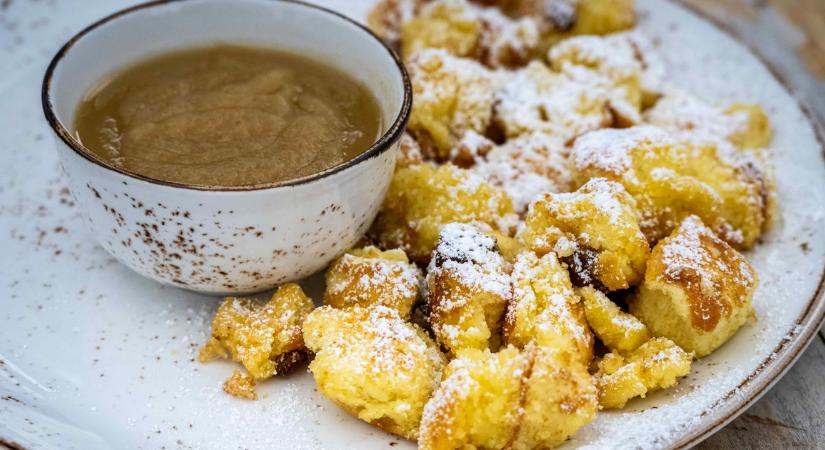 Így készül a kaiserschmarrn, az eredeti bajor császármorzsa: mennyei desszert
