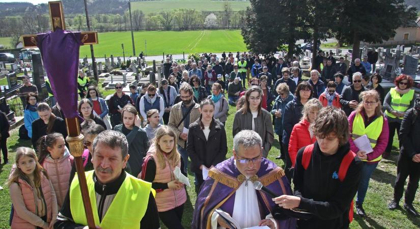 Lelki ráhangolódás – a keresztút állomásai