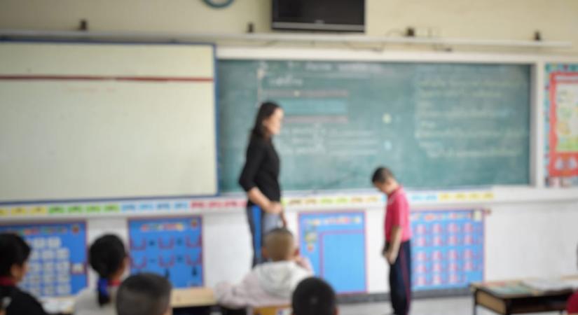 Hogyan fegyelmezhet a tanár?