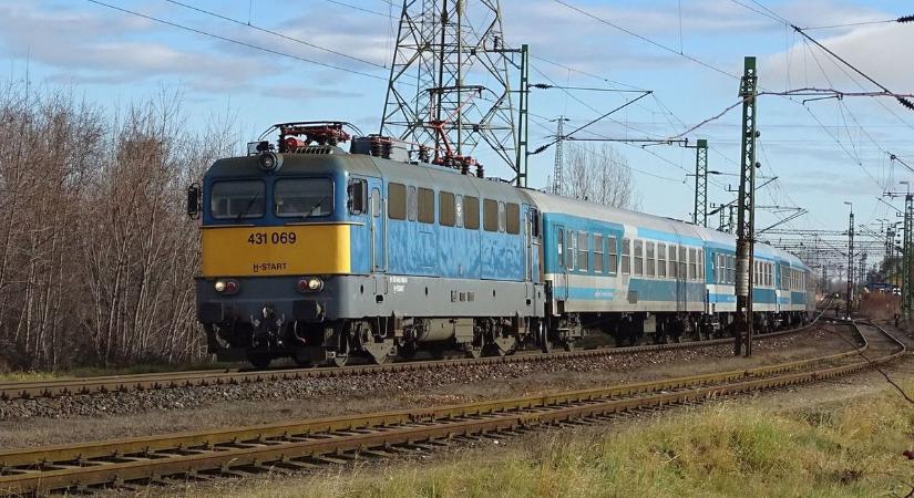Megerősített járatokkal készül a MÁV a húsvéti csúcsforgalomra